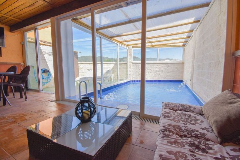 Foto d8d22c27-3458-463f-ae08-ac725979fa4b. Casa adossada amb piscina a Arriate
