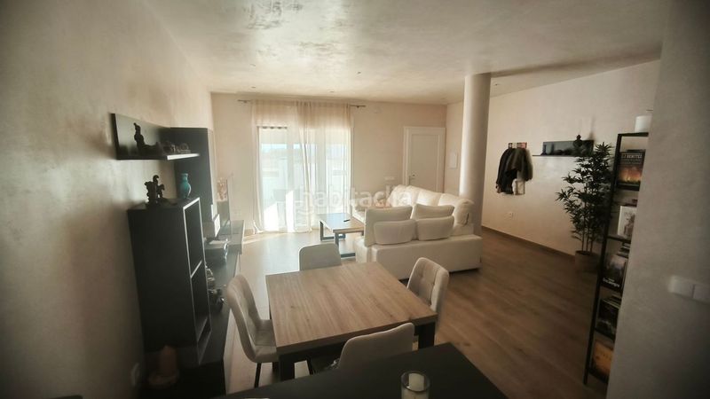Foto 027b9e28-66d1-4e6a-8f21-54777d6f2829. Casa adossada a Lepe