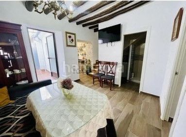 Foto 600996ad-a3df-46ff-b15e-8e9d5098fb5d. Casa adossada a Centro Antequera