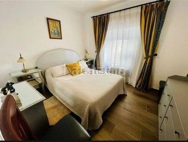 Foto 9c5b3aeb-ee61-42e4-8cea-44cfbb7dcb37. Casa adossada a Centro Antequera