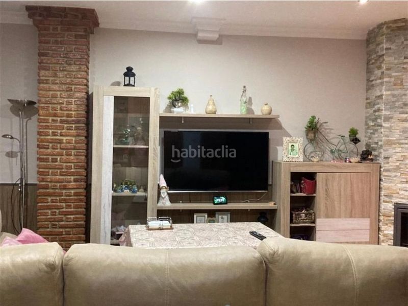 Foto 05c2413a-9c85-4cb0-ad94-3047cb1bc267. Casa adossada a Algodonales
