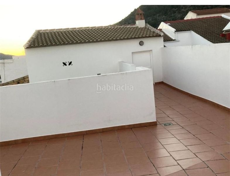 Foto d7a86238-0597-4683-8475-ea5cb489356f. Casa adossada a Algodonales