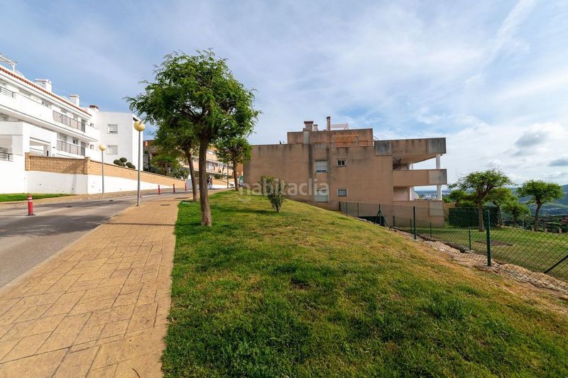 Foto d278f499-bbec-47de-b9a7-ed06443e3b91. Pis amb piscina a Doña Julia Golf Casares