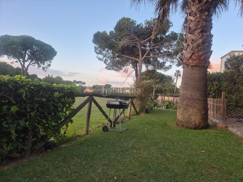 Foto 4431b33b-6309-4555-9b9a-63a6e63c0113. Casa adossada amb piscina a Islantilla golf Islantilla