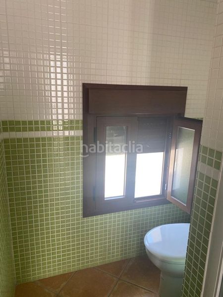 Foto b1257919-564b-4ee1-ad0c-400b4a7b0c0a. Casa adossada a Campillo (El)