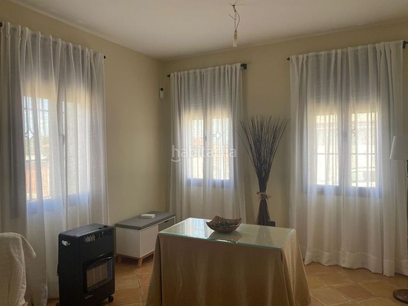 Foto c7f7bdfb-f8a6-4672-9738-59fce30a6268. Casa adossada a Campillo (El)