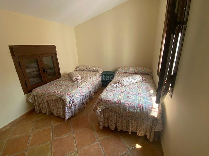 Foto e094913c-f55b-430f-b390-0ee24a48e800. Casa adossada a Campillo (El)