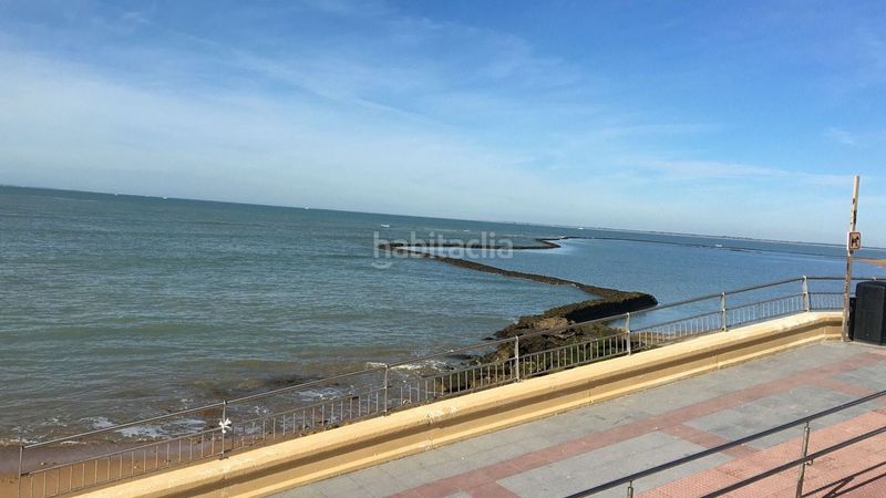 Foto cb6ab201-4e1e-4cf3-a048-9a2aaf5252cf. Pis a Centro Chipiona