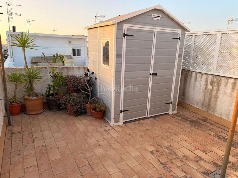 Foto dd62196b-7d06-4eff-b0a7-7c45e8aff843. Casa adossada a Puerto Deportivo Chipiona
