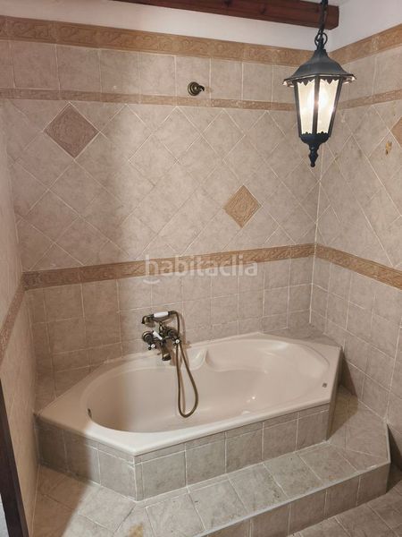 Foto 60fd9721-cec3-497c-b3d8-15437186660a. Casa adossada a Barrios (Los)