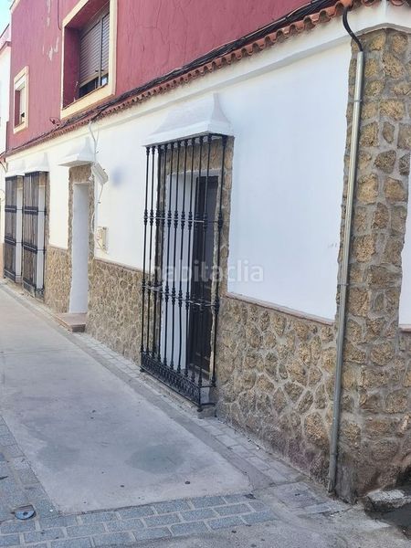 Foto 82e5cab6-87e2-4751-9344-1030b4cdedf2. Casa adossada a Barrios (Los)