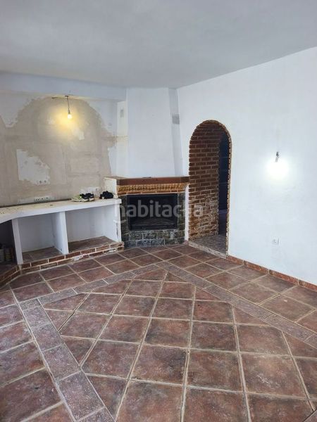 Foto 848d28b1-47c5-4b2b-8b98-6e26d5b3dc6a. Casa adossada a Barrios (Los)