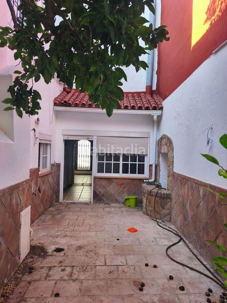 Foto 9d347cd6-e1c4-49e6-93ab-38b381b019fc. Casa adossada a Barrios (Los)