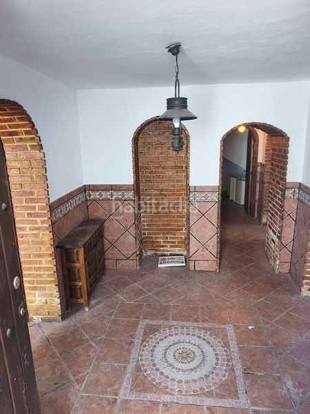 Foto ed07f431-3d81-4d68-949e-23d6686286a1. Casa adossada a Barrios (Los)
