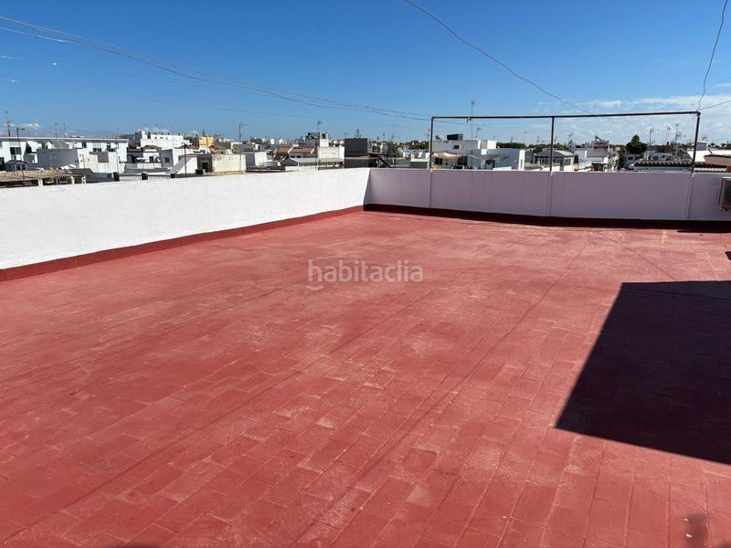 Foto 056daf8a-cd5c-4baa-8bc5-3103ce3d7c04. Pis a Centro Chipiona