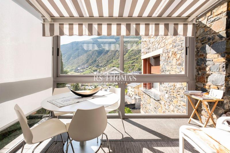 Foto 21797543-39c5-4ce1-a3f8-9ee5da8d9d0e. Chalet  reformado 6 dormitorios para comprar en Encamp