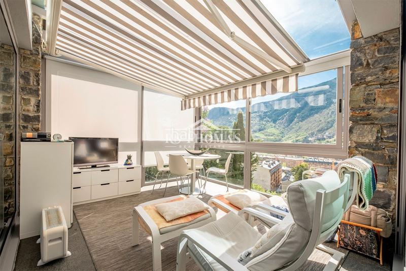 Foto 4b692e9d-5842-41ec-aee7-1472c8279b93. Chalet  reformado 6 dormitorios para comprar en Encamp