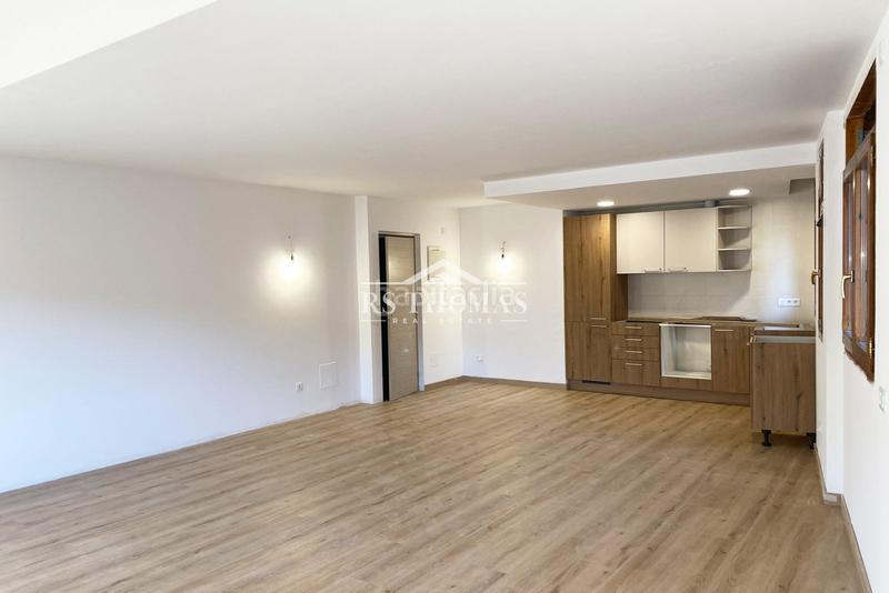 Foto 1244e382-02c1-4606-900d-34a29d363b75. Appartamento con parcheggio in El Forn-Prats-Meritxell Canillo