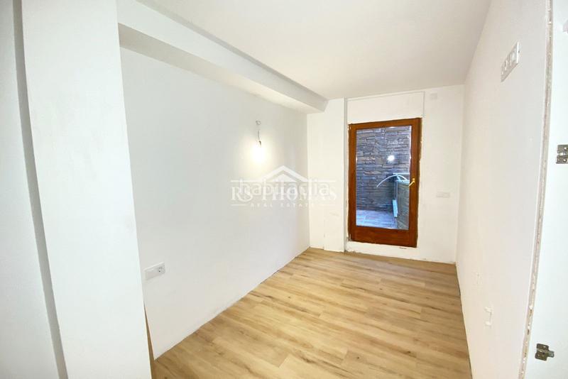 Foto d484bb0d-7b1a-4b7d-b92e-66de3d45dc3c. Appartamento con parcheggio in El Forn-Prats-Meritxell Canillo
