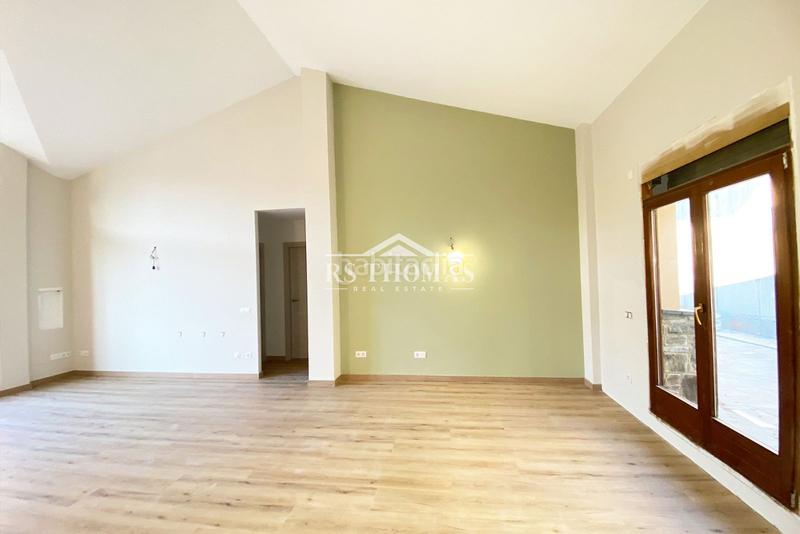Foto 0d11b972-806f-4a5d-8554-1d43e5bc2074. Attico con parcheggio in El Forn-Prats-Meritxell Canillo