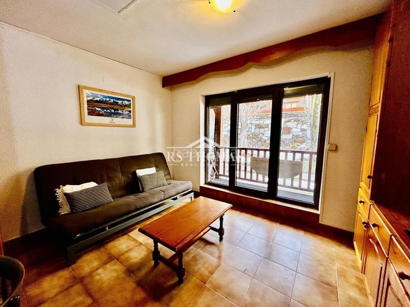 Foto c4cc7a0e-6eb6-44b8-a7c3-ba36d2705768. Piccolo appartamento in Soldeu-Incles Canillo
