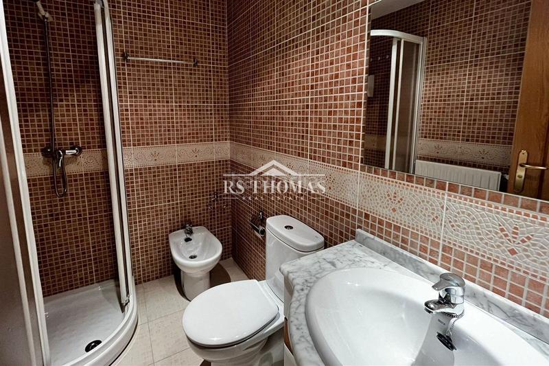 Foto 4211243f-23df-4175-b4b1-397b7f32eeb1. Piso  amueblado 1 hab con garaje para comprar en soldeu en Canillo