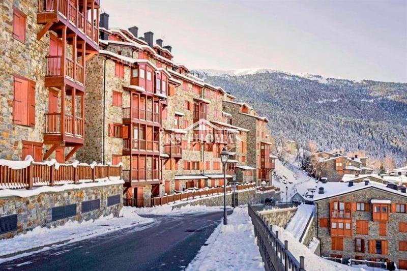 Foto a0ef0798-8eb9-4253-b293-00aaa7f6c983. Piso  amueblado 1 hab con garaje para comprar en soldeu en Canillo