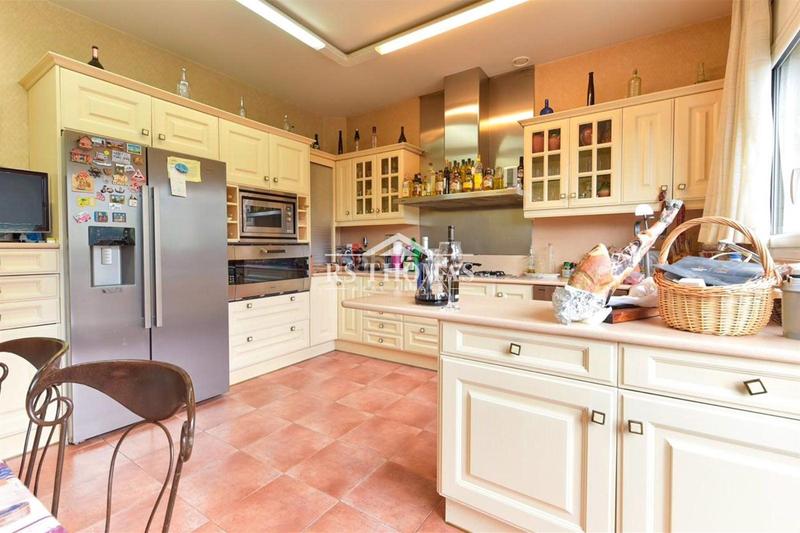 Foto 6866aa23-2426-49c9-bf64-e145c76982bd. Chalet mit heizung parking in Les Escaldes Escaldes-Engordany