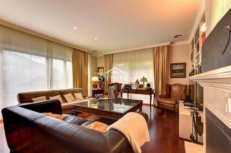 Foto a24ad357-7372-48ed-953c-3b52ec1905c6. Chalet mit heizung parking in Les Escaldes Escaldes-Engordany