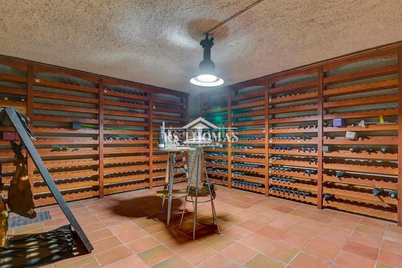 Foto a7f4f8fe-ae31-4cf2-943a-864b8e293777. Chalet mit heizung parking in Les Escaldes Escaldes-Engordany