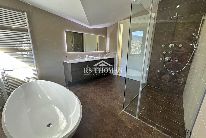 Foto 642c2cb9-0e5b-43ca-9bbd-79521876952d. Chalet  de lujo con jardín para comprar en anyós en La Massana