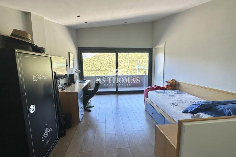 Foto 9f5e1142-fce9-46ff-a65f-1b3a83f079d7. Chalet  de lujo con jardín para comprar en anyós en La Massana