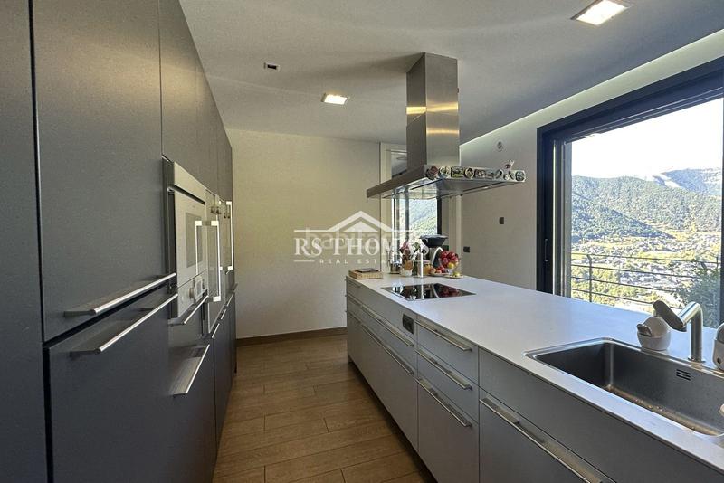 Foto c30ae06a-f17f-49dd-9718-2a07125543dd. Chalet  de lujo con jardín para comprar en anyós en La Massana
