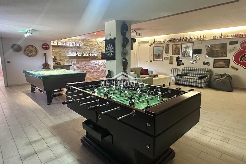 Foto cc08571a-34e2-4264-bee1-1673c0265dfb. Chalet  de lujo con jardín para comprar en anyós en La Massana