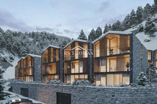 Semi detached house in Pal-Xixerella. 1550 village resort  chalets adosado  parcela 3  esquinera