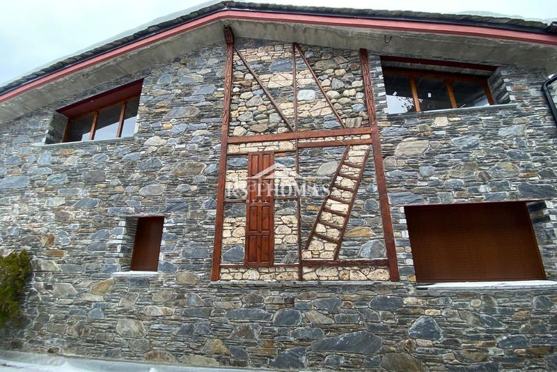 Foto b1b265a5-0367-4eec-ba78-709f3950aaa2. Chalet avec parking dans El Forn-Prats-Meritxell Canillo