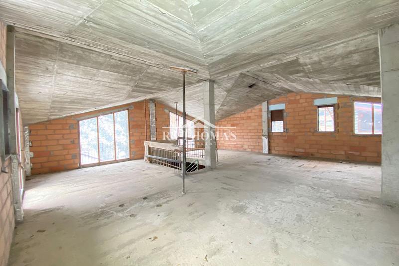 Foto 0add2c45-2d94-4fcb-97d8-2176e3a09be3. Chalet mit parking in El Forn-Prats-Meritxell Canillo