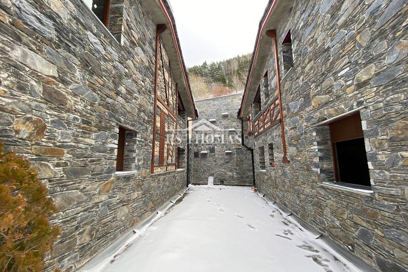 Foto 77de05b6-163d-4ef5-abe2-394ad316d7c6. Chalet mit parking in El Forn-Prats-Meritxell Canillo