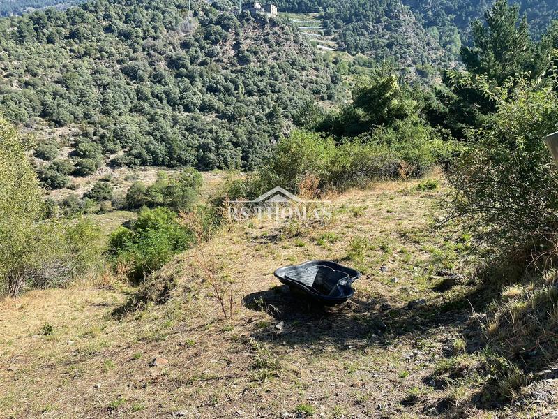 Foto 596159b9-fd32-4d20-9778-3c863a46ee5b. Finca rústica terreno amplio para comprar en Aixirivall en Sant Julià de Lòria