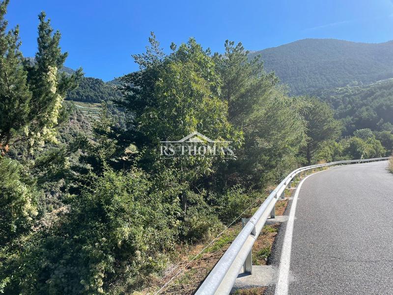 Foto 98187ece-6b17-4c1f-8fff-449f1260015e. Finca rústica terreno amplio para comprar en Aixirivall en Sant Julià de Lòria