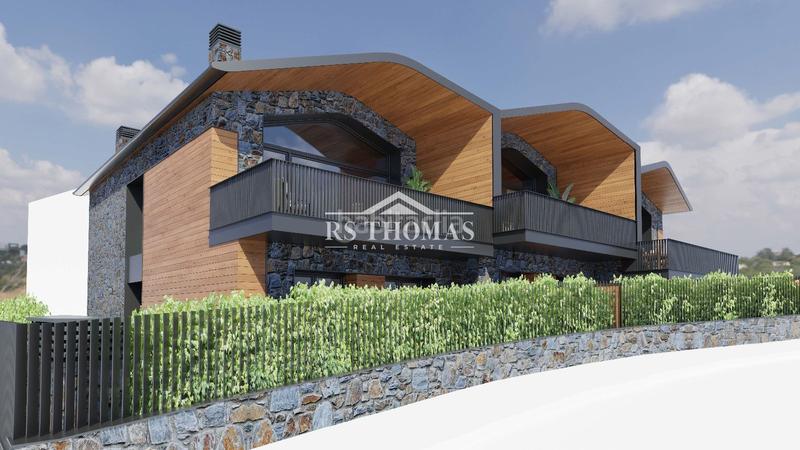 Foto b834e9b4-05dd-4f34-9c55-d5f3236bc292. Casa adosada  obra nueva con jardín para comprar en incles en Canillo