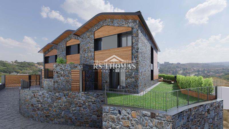Foto d6d2a8f0-d6d2-4d71-90df-1c939858c5fc. Casa adosada  obra nueva con jardín para comprar en incles en Canillo
