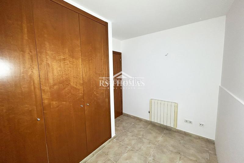 Foto 07b07b00-15be-43fb-b20c-f15eb031261c. Piso  con terraza y garaje para comprar en ransol en Canillo