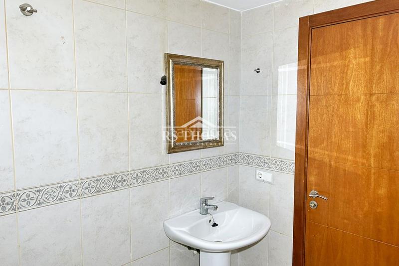 Foto 2dbc63bd-af50-48c1-b151-da08c3a2a305. Piso  con terraza y garaje para comprar en ransol en Canillo