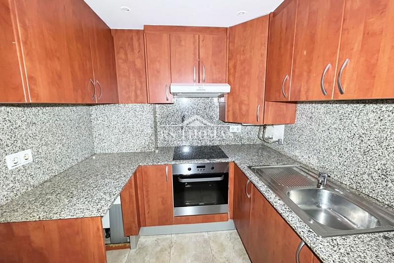 Foto a249dae3-b206-40c2-9604-a130cf1eb354. Piso  con terraza y garaje para comprar en ransol en Canillo