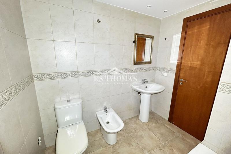 Foto ded2d9f5-19f8-4549-8c99-89aeb517f009. Piso  con terraza y garaje para comprar en ransol en Canillo