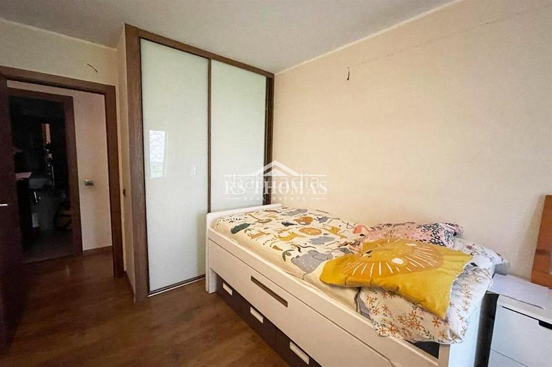 Foto af0f83c7-0963-4858-936a-9c26224fea20. Pis amb calefacció aparcament a Soldeu-Incles Canillo