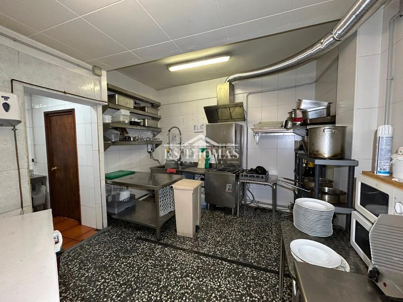 Foto e4fa0ade-6f4e-412f-b420-cb9c186073f9. Alquiler local comercial restaurante en traspaso en Encamp