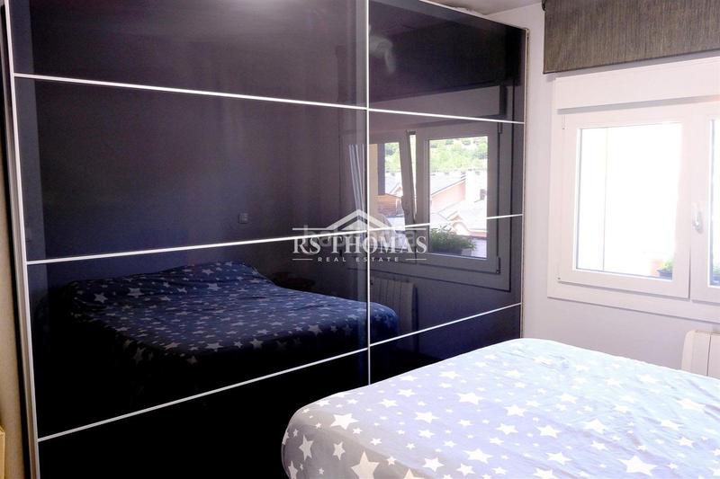 Foto 239217c3-71b6-469c-b373-4ea935c2c04d. Piso  de dormitorios y terraza para comprar en Encamp