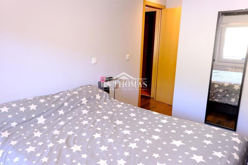 Foto 4aca1940-2de2-4d3c-922a-3a6ab07914e2. Piso  de dormitorios y terraza para comprar en Encamp